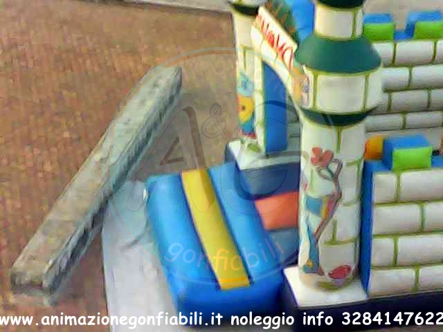Noleggio castello gonfiabile Gnomus