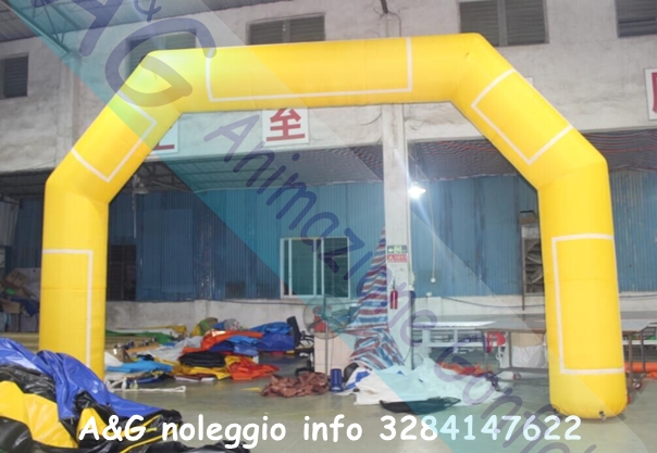 Arco gonfiabile pubblicitario