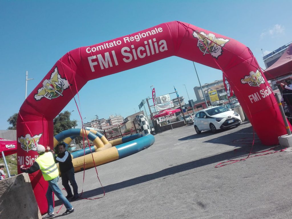 Noleggio gonfiabile circuito