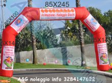 Arco gonfiabile pubblicitario